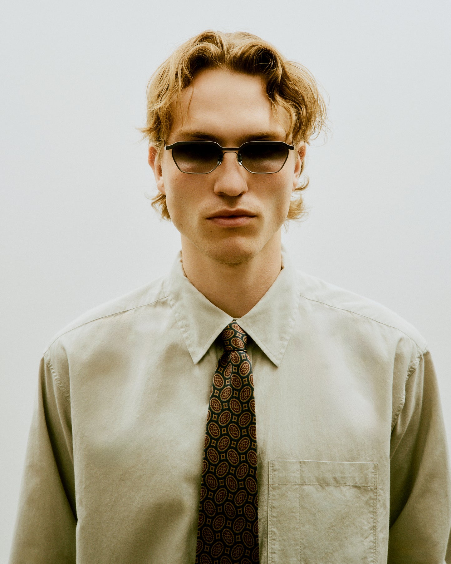 Close-up of Benno’s precision-engineered temples and ultra-light titanium build