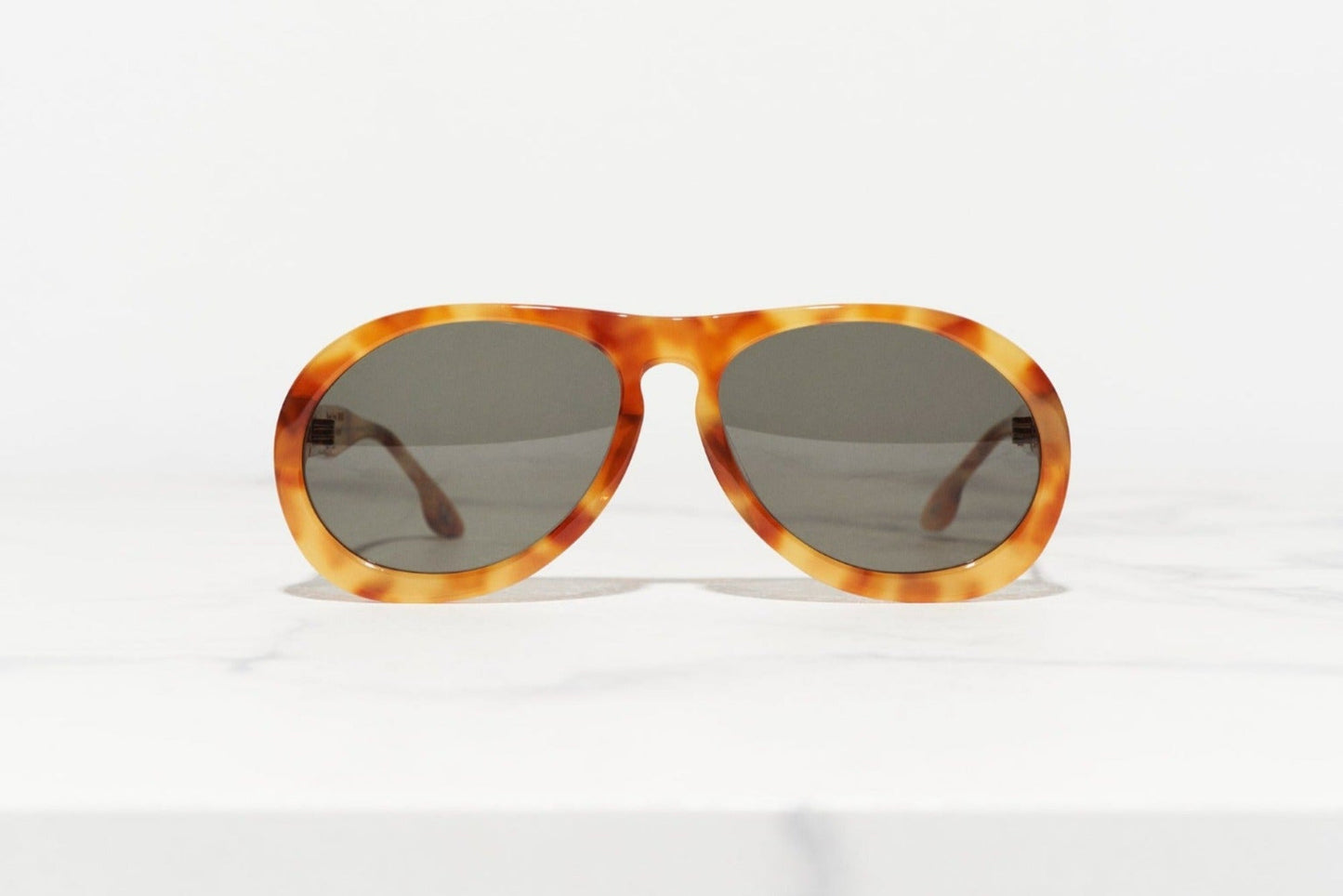 Muse Frame: High-end sunglasses from the Nordics, combining Danish design with traditional Japanese craftsmanship and innovative frames.