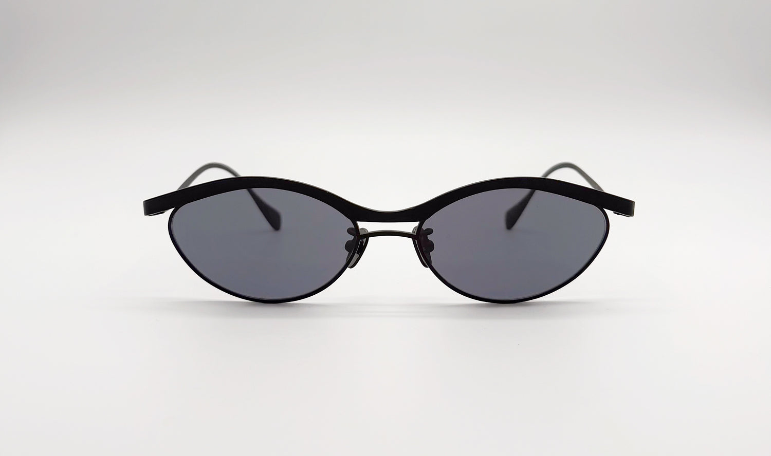 Front view of Vincent Catani Alma cat-eye sunglasses in all black, premium Japanese titanium