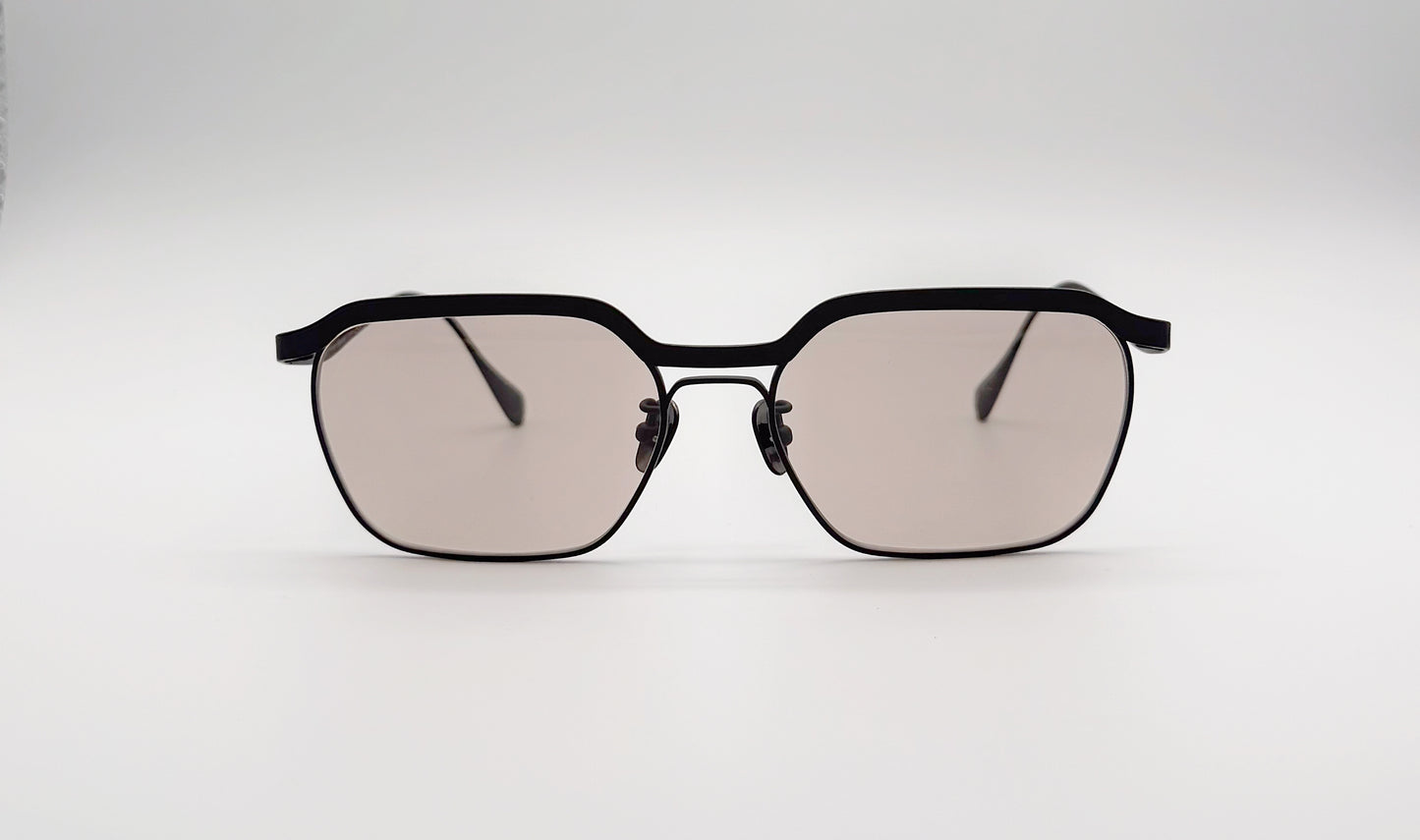 Front view of Vincent Catani Benno sunglasses in semi-transparent brown, limited edition