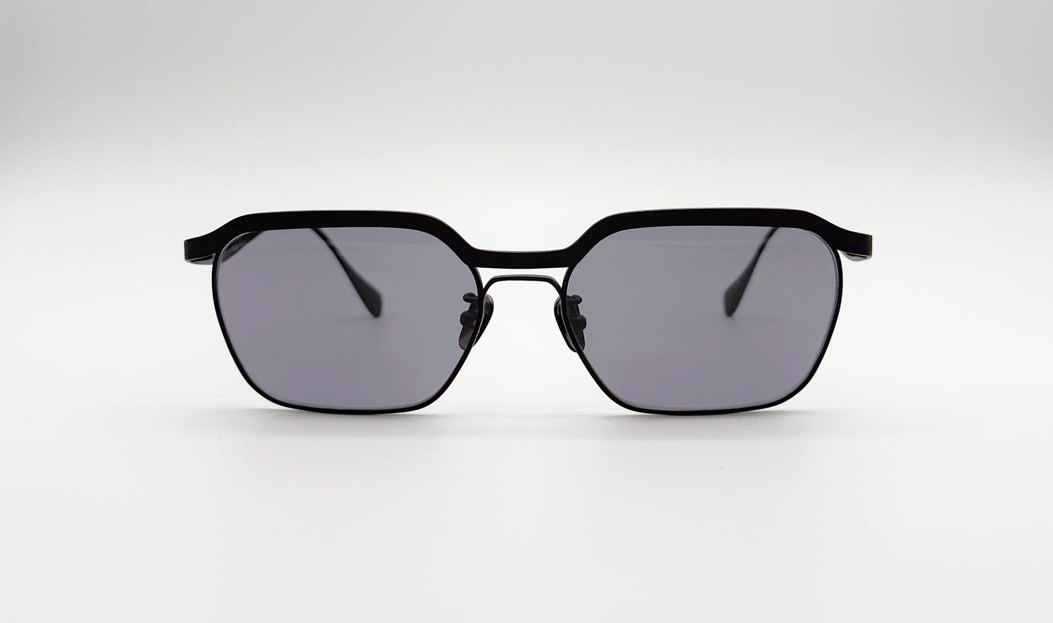 Front view of Vincent Catani Benno sunglasses in all black, limited edition