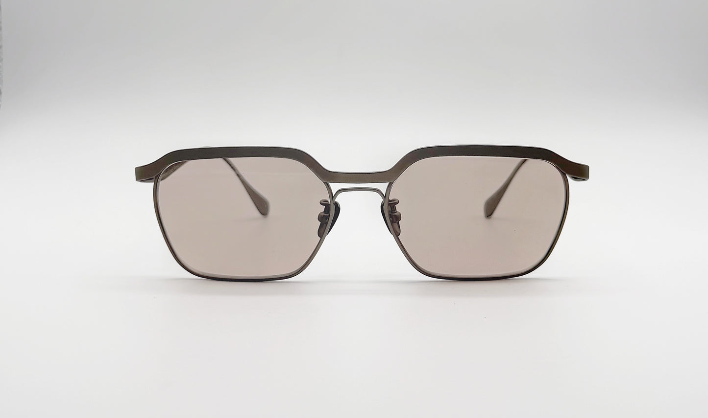 Vincent Catani Benno sunglasses, Space Grey titanium frame with light brown lenses